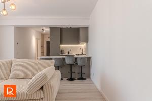 Green Forest View 54 by Renti Homes 1BR Near CODRU, Forest View, Free Parking