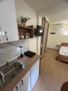 Peace Luxury Studios & Private Parking