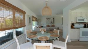1131 Fern Court