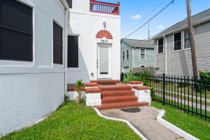 Sinatra House Up Walk to Pleasure Pier and Fun