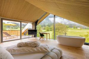 Alpine lodge at Schlern with panoramic sauna