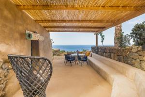 Dammusi with panoramic pool in Pantelleria