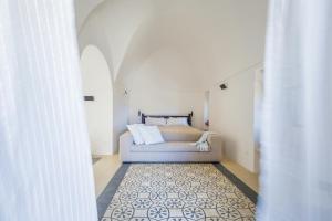 Dammusi with panoramic pool in Pantelleria