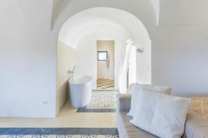 Dammusi with panoramic pool in Pantelleria
