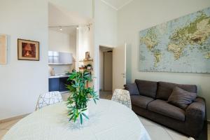 GuestHost - Palazzo Piave fuori Porta Camollia Apt
