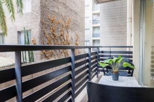 Central 1BR1BA in Santiago Balcony & Nearby Metro