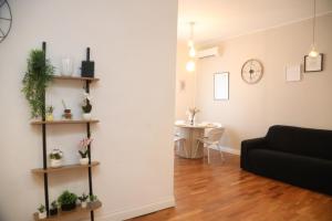 Stay Cozy in Rome - Design Apartment near Metro & Vatican