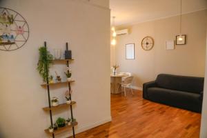 Stay Cozy in Rome - Design Apartment near Metro & Vatican