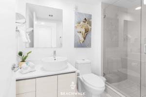 New High-Floor Studio Bay & Private Balcony