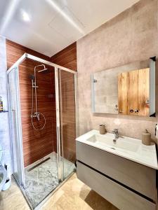 Luxury 2BR in Agadir Bay Walk to the Beach