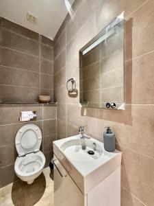Luxury 2BR in Agadir Bay Walk to the Beach