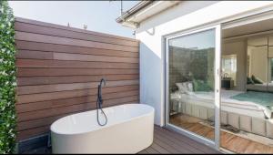 Boutique Home, The Peak of Luxury
