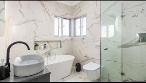 Boutique Home, The Peak of Luxury