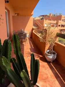 Mi Casa del Sol - 2 bedroom apt with sea view