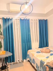 Hush Staycation at Shell Residences MOA