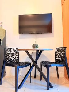 Hush Staycation at Shell Residences MOA