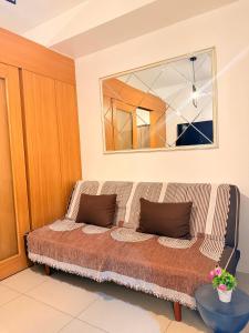 Hush Staycation at Shell Residences MOA