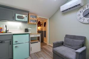 San Antonio Tiny Home, 4 Mi to Brackenridge Park