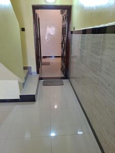 Comfortable Apartment with Private Courtyard
