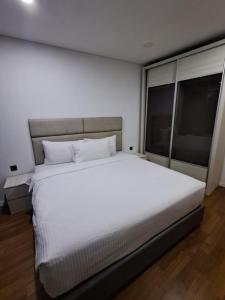 Vortex suites by Sunlights