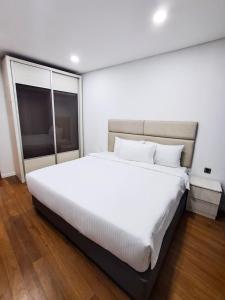Vortex suites by Sunlights