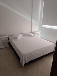 Apartamento lindo con balcon