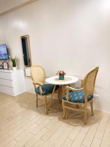 Classy Condotel Across NAIA Terminal 3