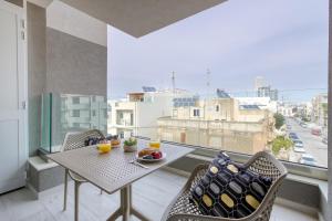 Luxurious, Spacious Apartment in Swieqi
