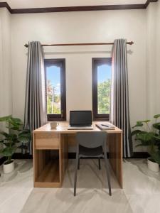 Ban Loom Guesthouse & Weaving Workshop