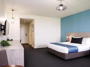 Mantra Melbourne Melton