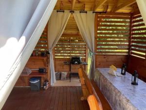 Holiday home, large garden with playground, gazebo