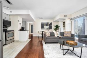 Centrally located 2 Bd 2 Bth + Parking - Apartment