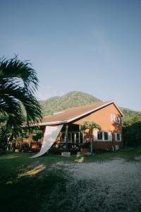 YOISAMA Sunset Beach House