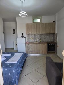 Armandos studio by the sea