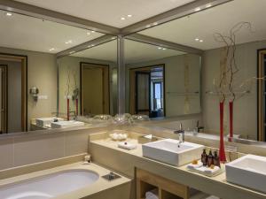 No5 Boutique Art Hotel by Mantis
