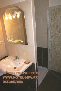 Comfort Double Room room in Logis Hostellerie du Perigord Vert