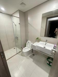 The Calme Homestay- Căn hộ khách sạn 5 sao- za lô Không chín một 215 một sáu hai sáu