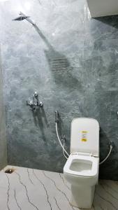 Ashiyana Sun - Chic 2BHK Stay, Jabalpur
