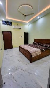 Ashiyana Sun - Chic 2BHK Stay, Jabalpur