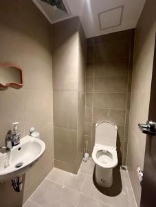 Ellas Crib Chic Studio with City Views
