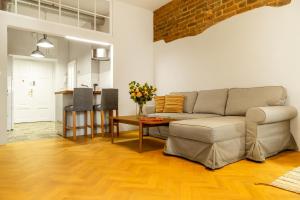 Househost St Johns Loft Old Town