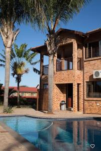 Milkwood sea views