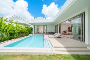 4BR & 3BR Modern Pool Villa By Warm Plus