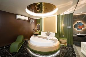 New Sunny Hotel
