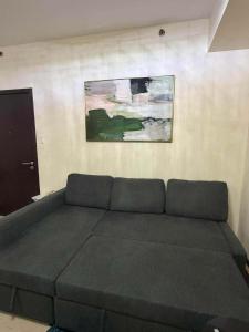 Amigos place in San Lorenzo makati 12-J near airport,mall