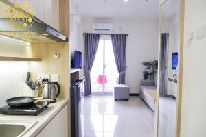 Royal Suites 1BR 25RR - Citra Plaza Nagoya Apartment