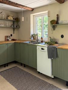 Family cottage with sauna by the forest in Skane