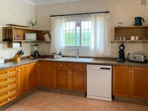 Family villa with pool in Javea