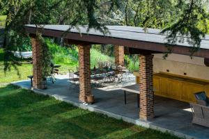 Pool villa in the Piedmontese hills since 1760