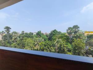 S R flats